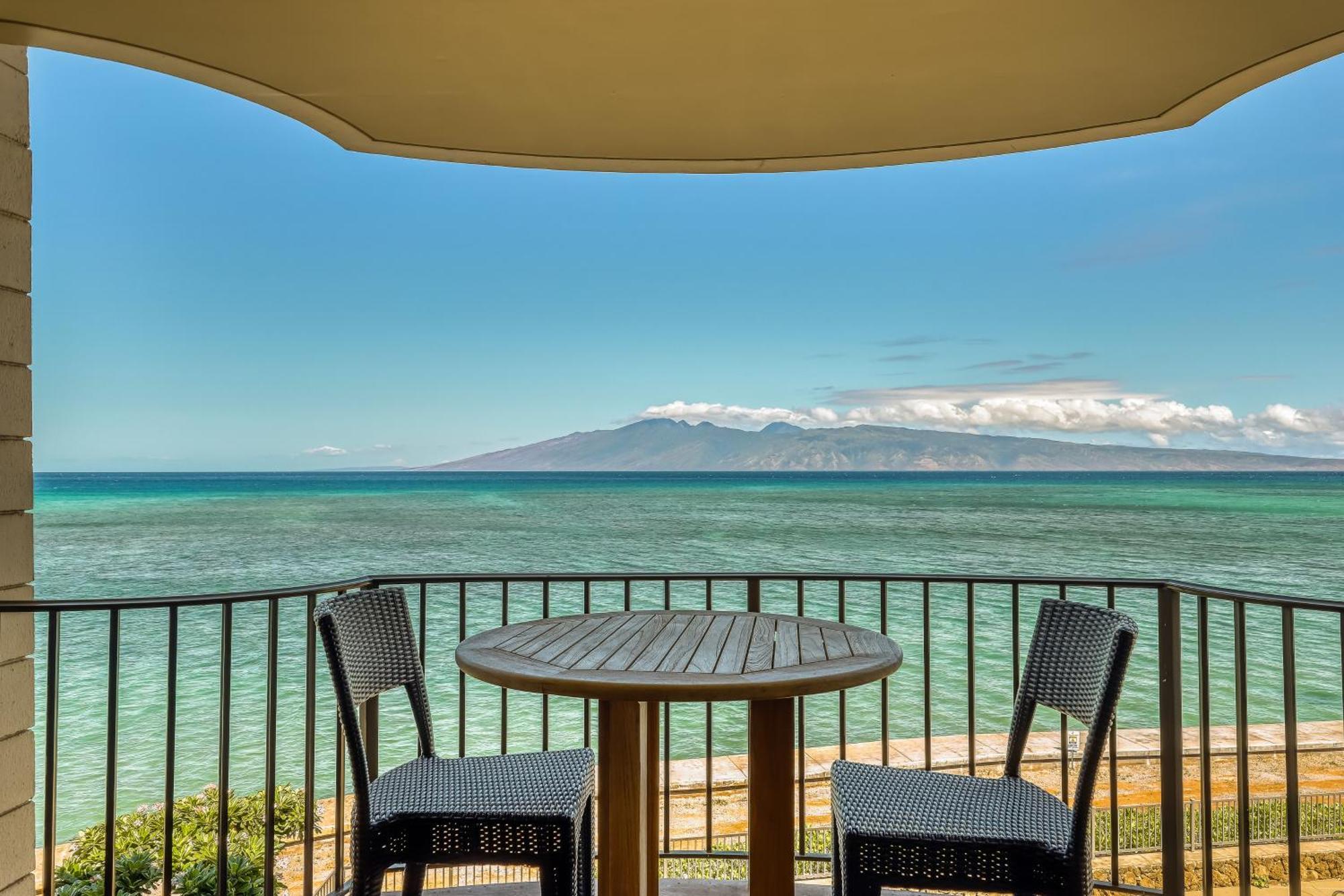 Kahana Reef Oceanfront Condos Номер фото